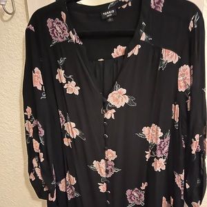 Torrid black floral blouse
